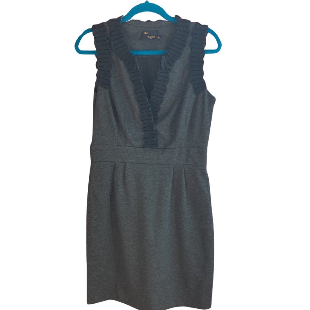 Just Taylor black dress